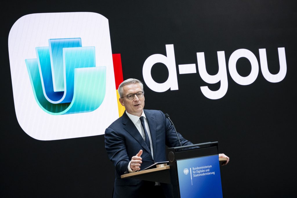 Federal Minister Dr. Wildberger Presents the EUDI Wallet: sproof Represents Austria at the German Launch in Berlin - Digitale Signatur